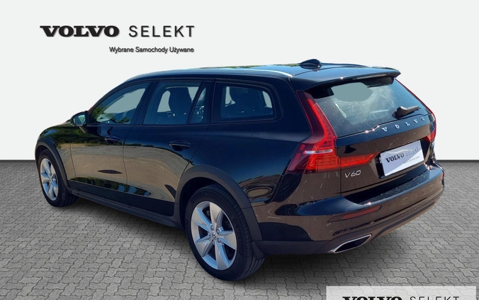Volvo V60 Cross Country cena 179900 przebieg: 38000, rok produkcji 2021 z Szczekociny małe 497